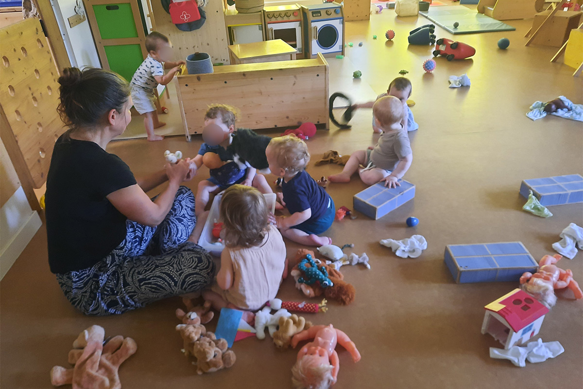 micro-crèche-bebes-chouettes-1200x800-18 https://bebes-chouettes.fr/wp-content/uploads/2026/03/micro-creche-bebes-chouettes-1200x800-18.jpg